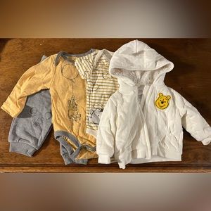 4-Piece Winnie the Pooh Baby Set